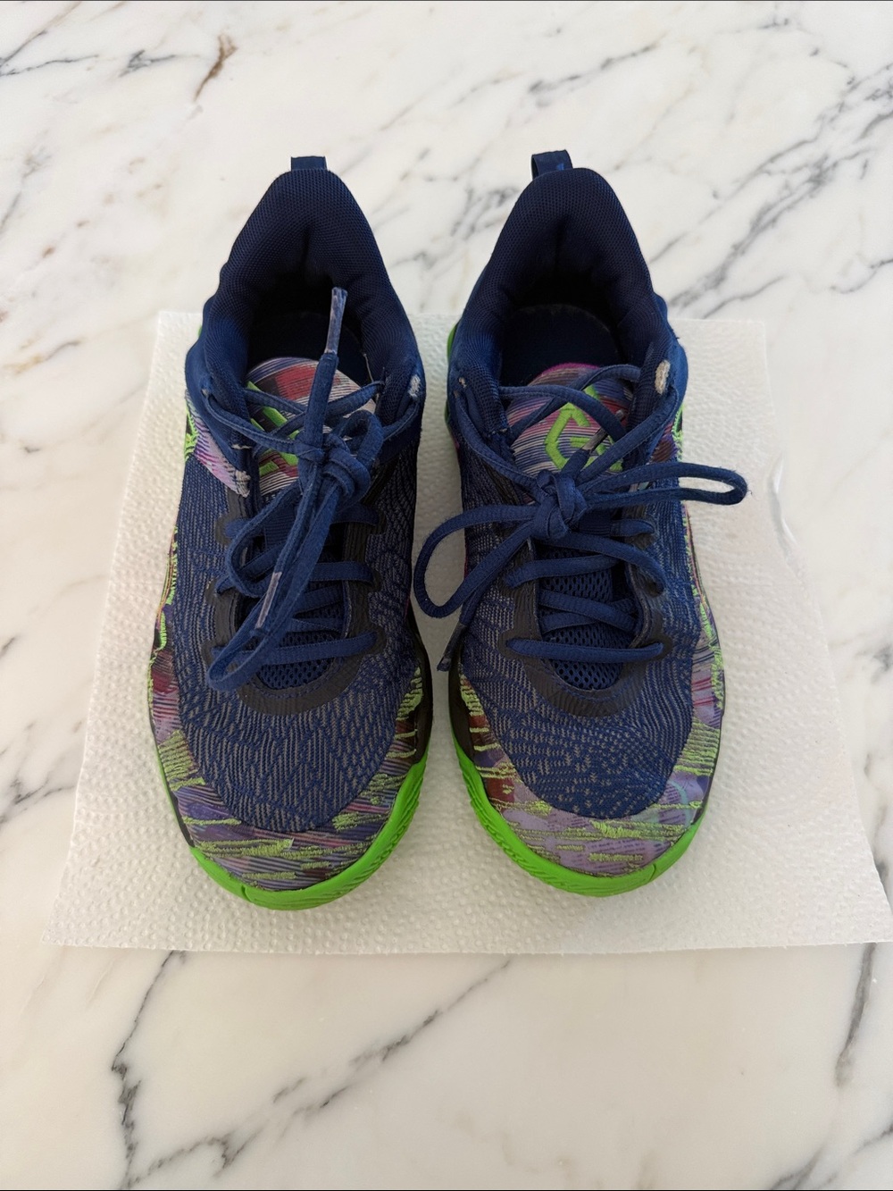 Nike Kids Navy and Bright Green Patterned Sneakers